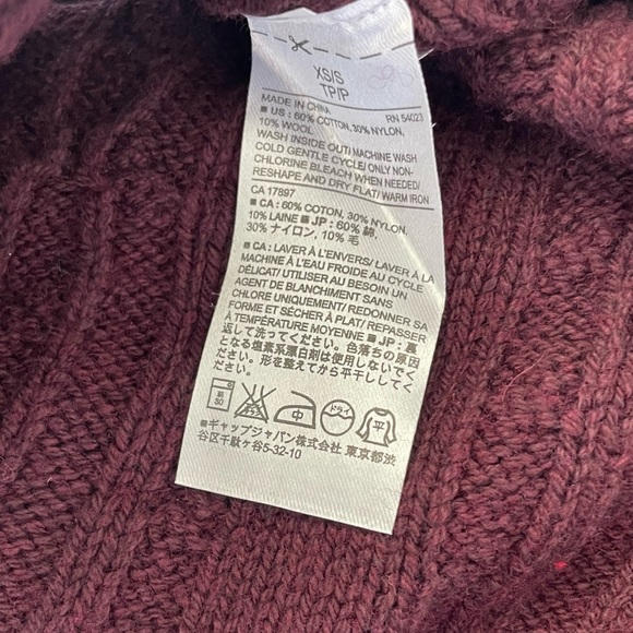 Banana Republic poncho - Picture 8 of 8